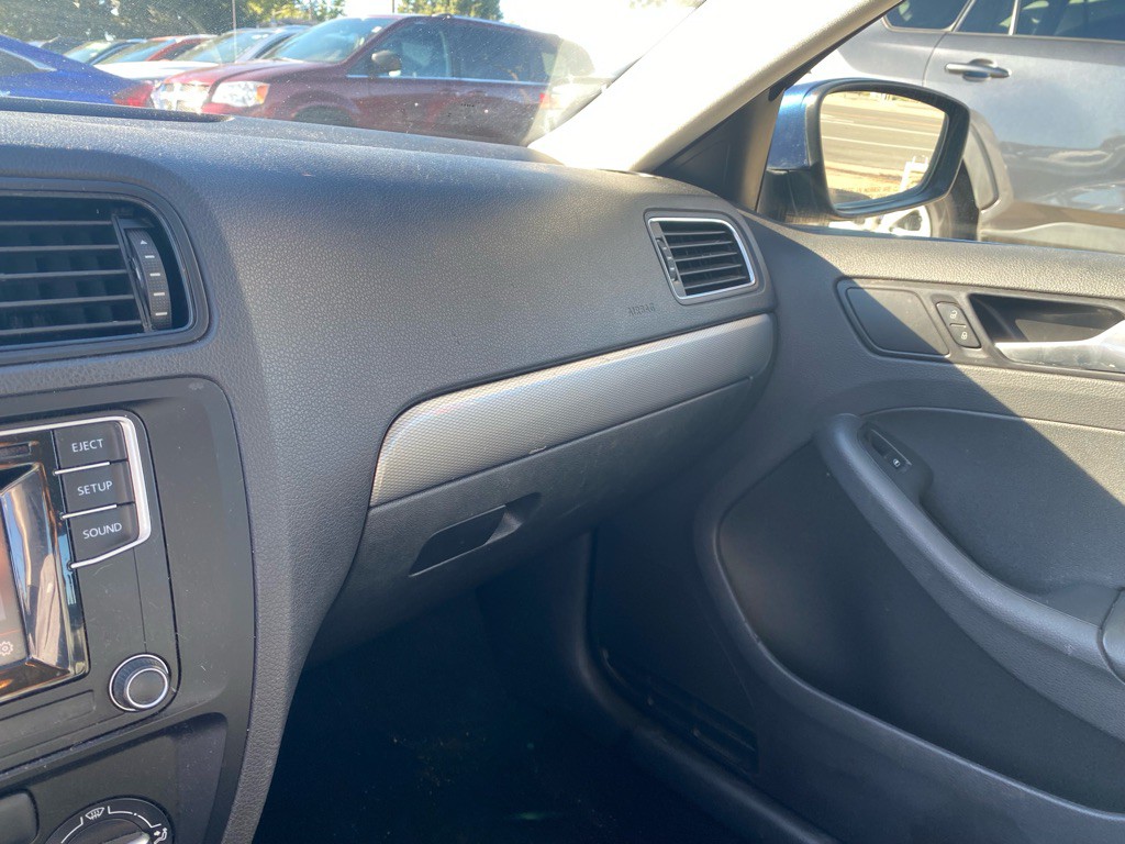 2017 Volkswagen Jetta Image 62