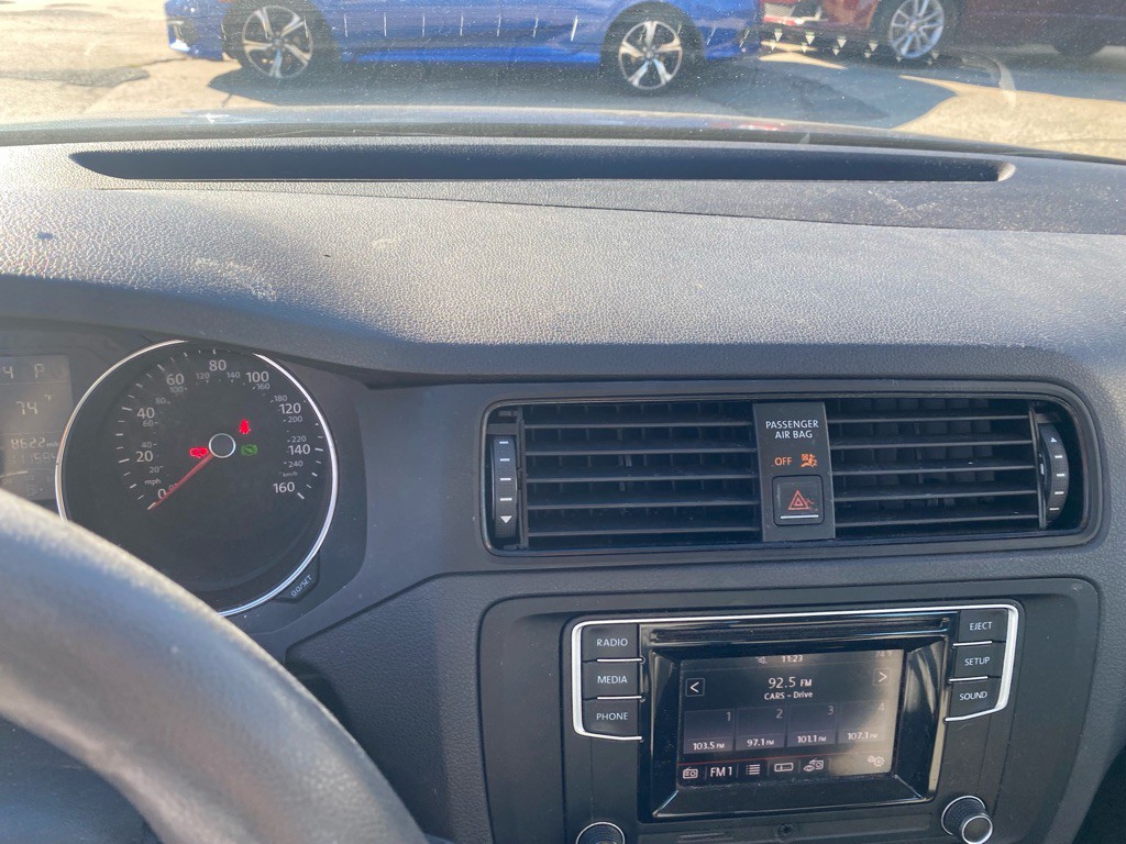 2017 Volkswagen Jetta Image 64