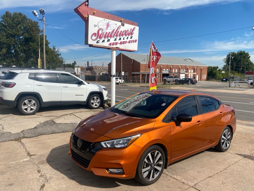 2021 Nissan Versa Image 1
