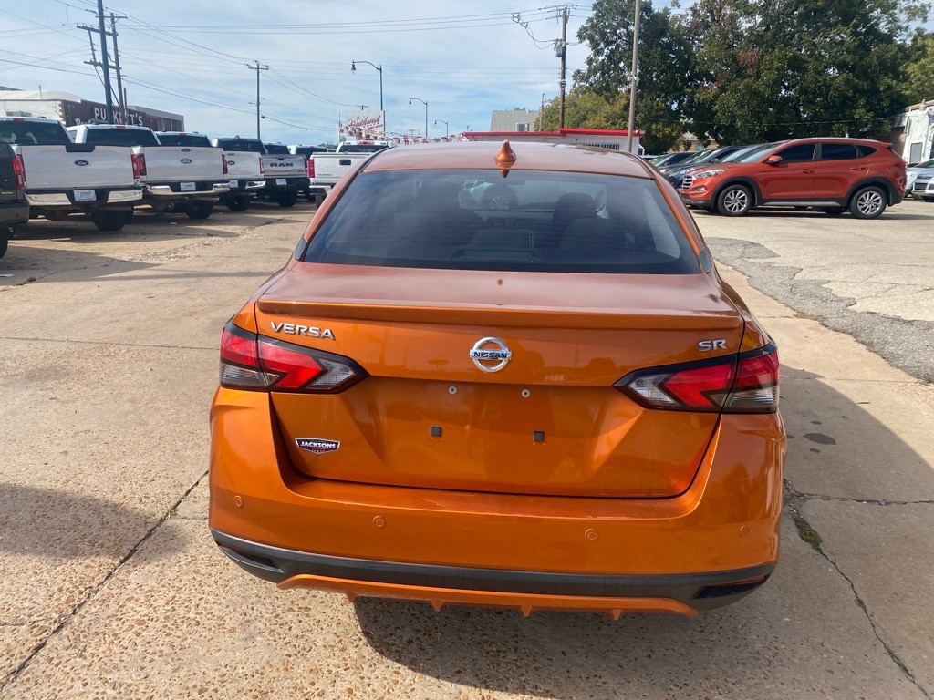 2021 Nissan Versa Image 6