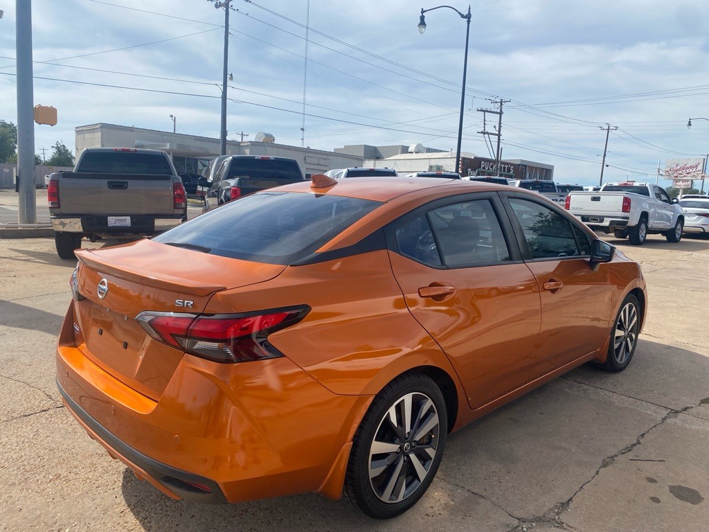 2021 Nissan Versa Image 7