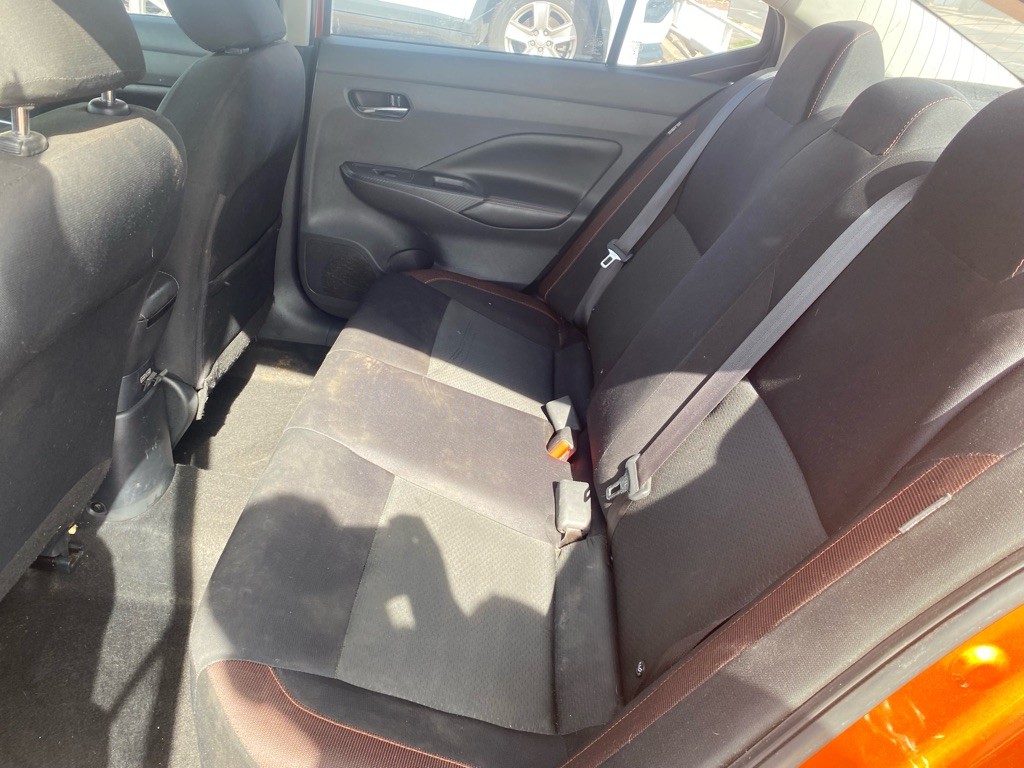 2021 Nissan Versa Image 21