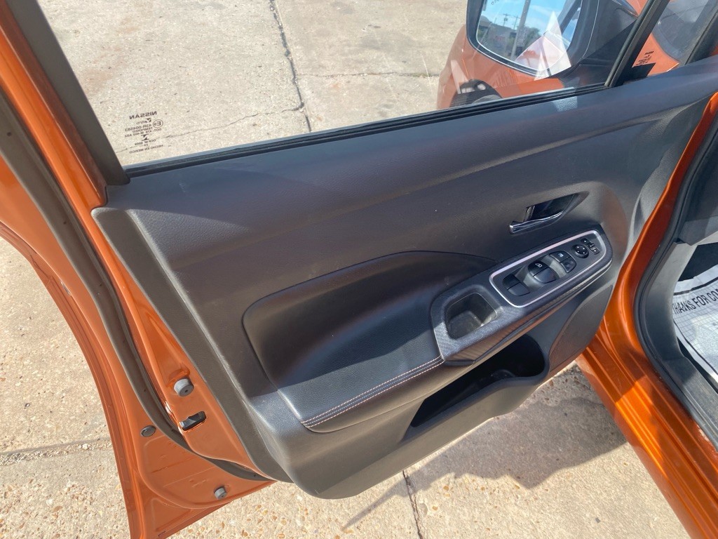 2021 Nissan Versa Image 24