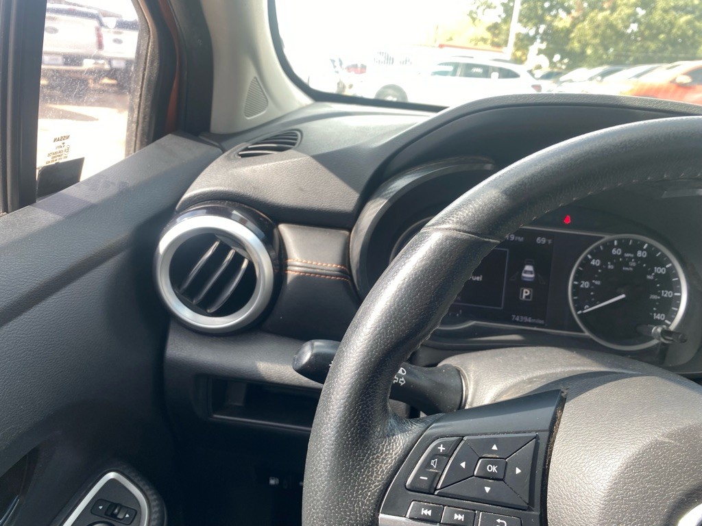 2021 Nissan Versa Image 35