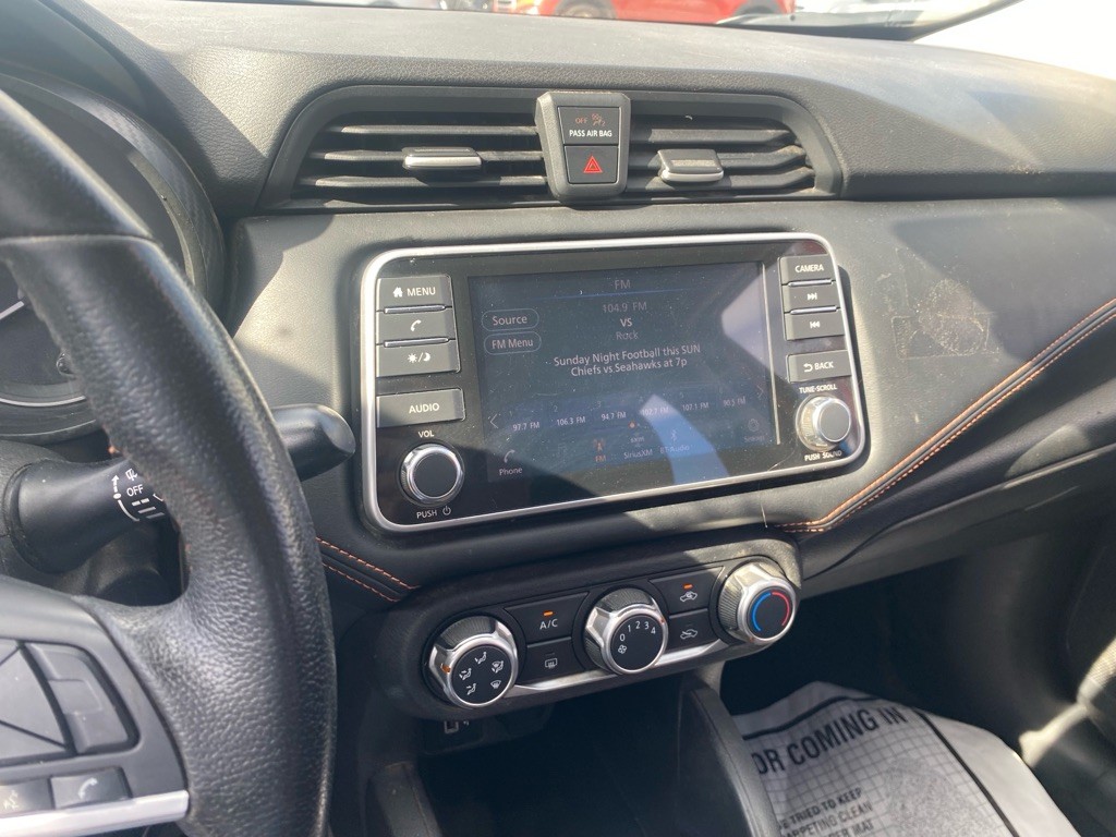 2021 Nissan Versa Image 37