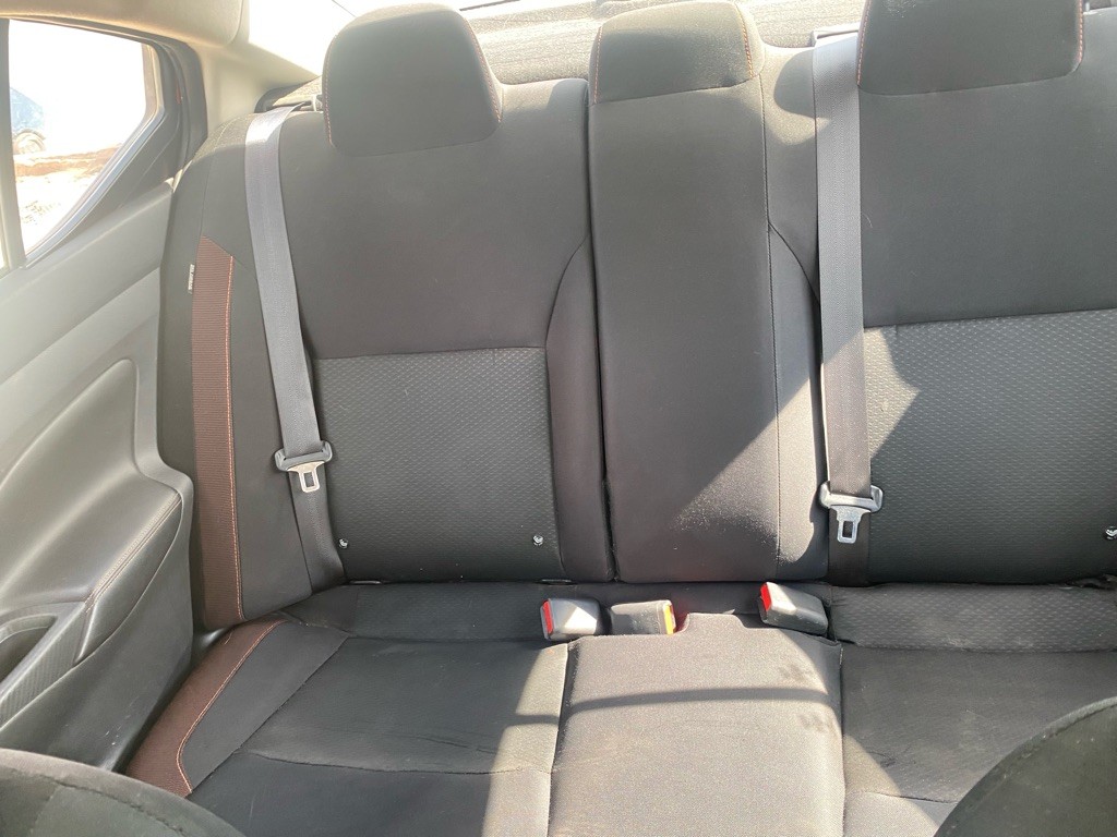 2021 Nissan Versa Image 43