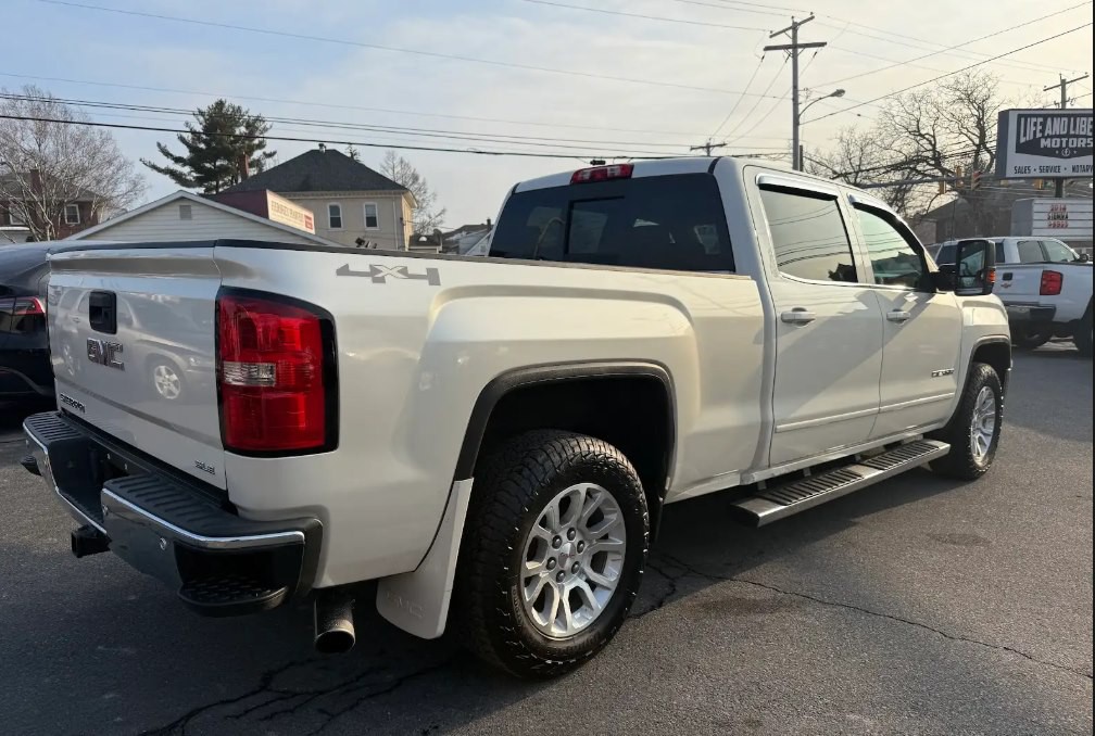 2015 GMC Sierra Image 6