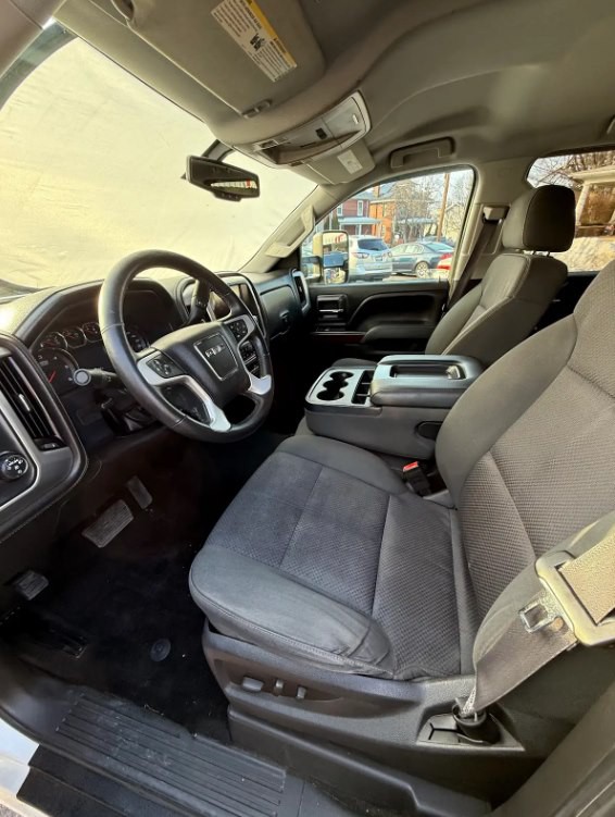 2015 GMC Sierra Image 11