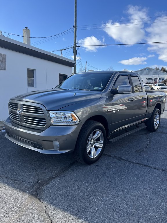 2013 RAM 1500 Image 3