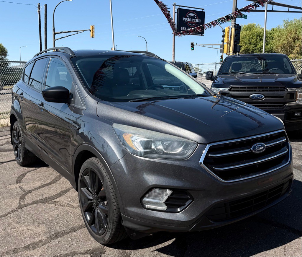 2017 Ford Escape Image 1