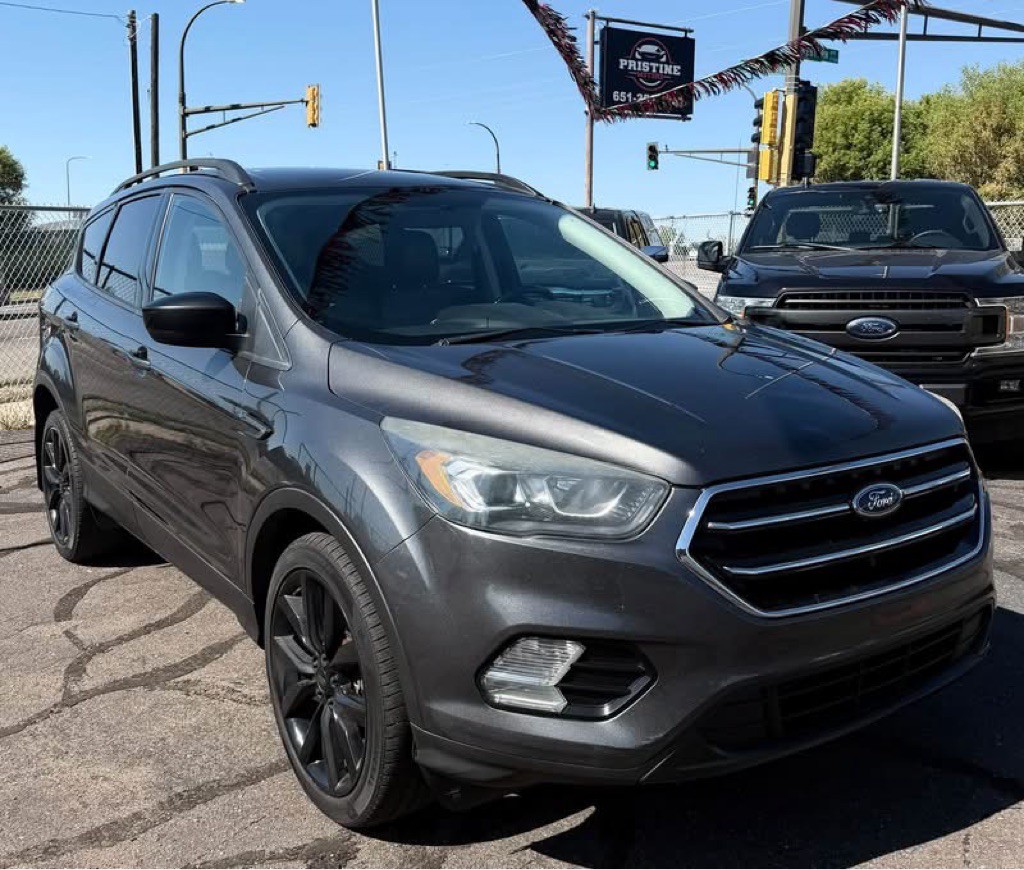 2017 Ford Escape Image 2
