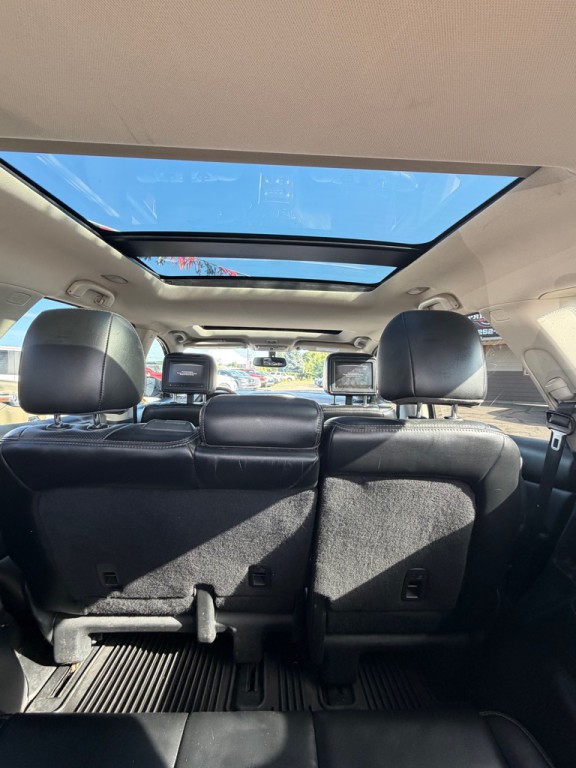 2017 Nissan Pathfinder Image 12