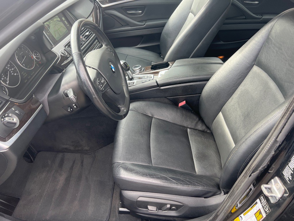 2014 BMW 5 Series Image 11