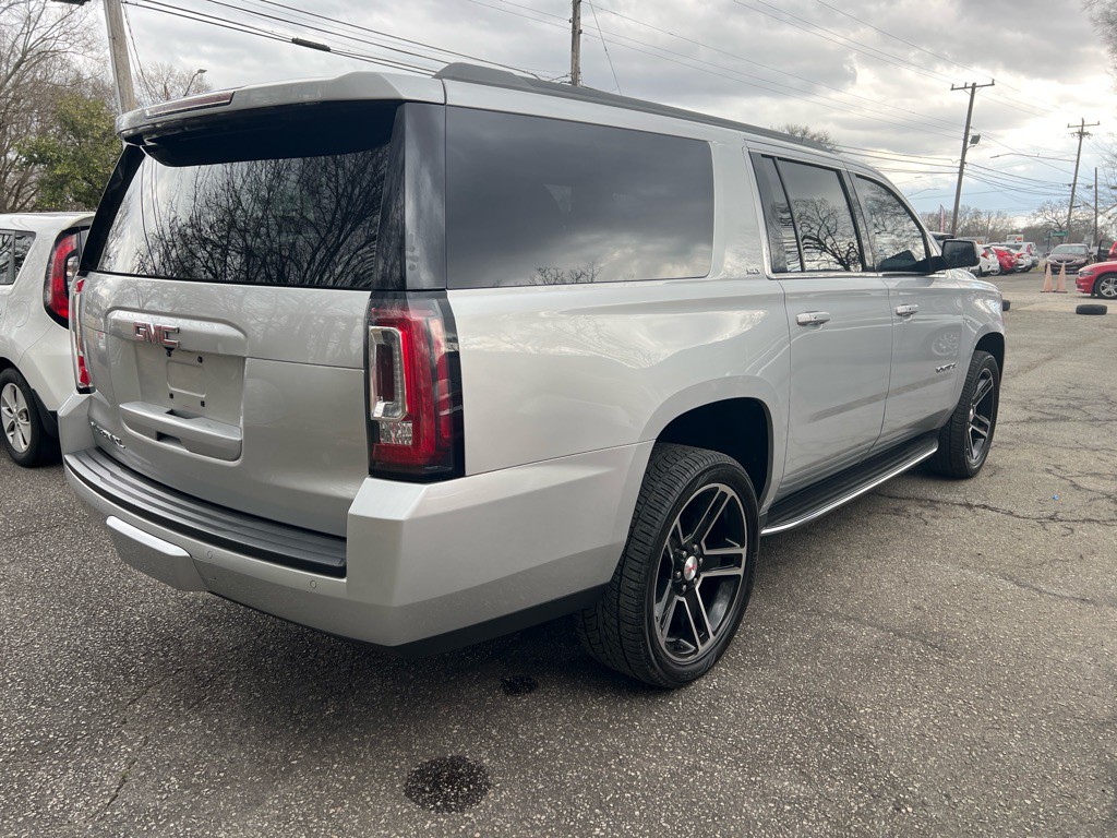 2017 GMC Yukon Image 4
