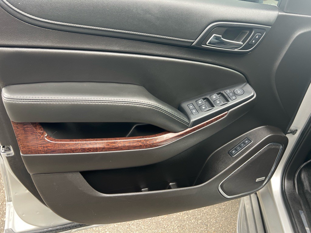 2017 GMC Yukon Image 8