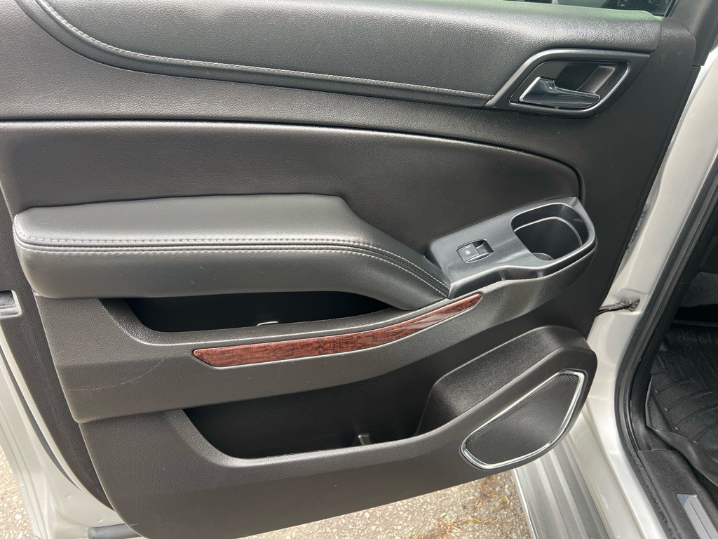 2017 GMC Yukon Image 10