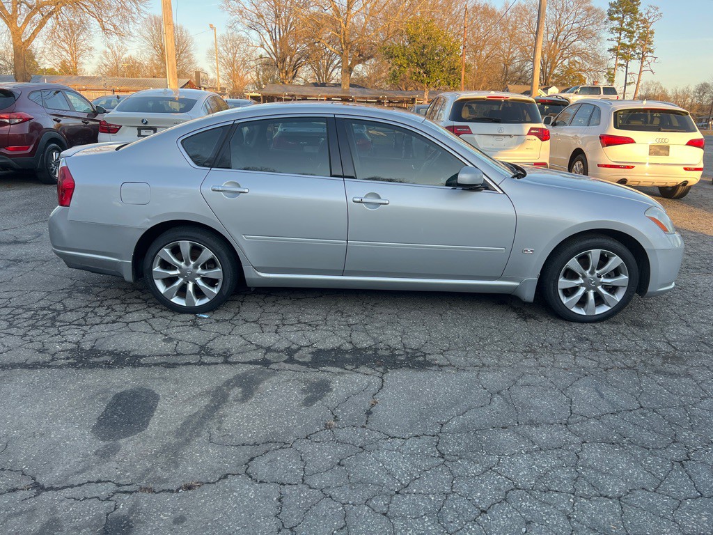 2007 INFINITI M35 Image 6