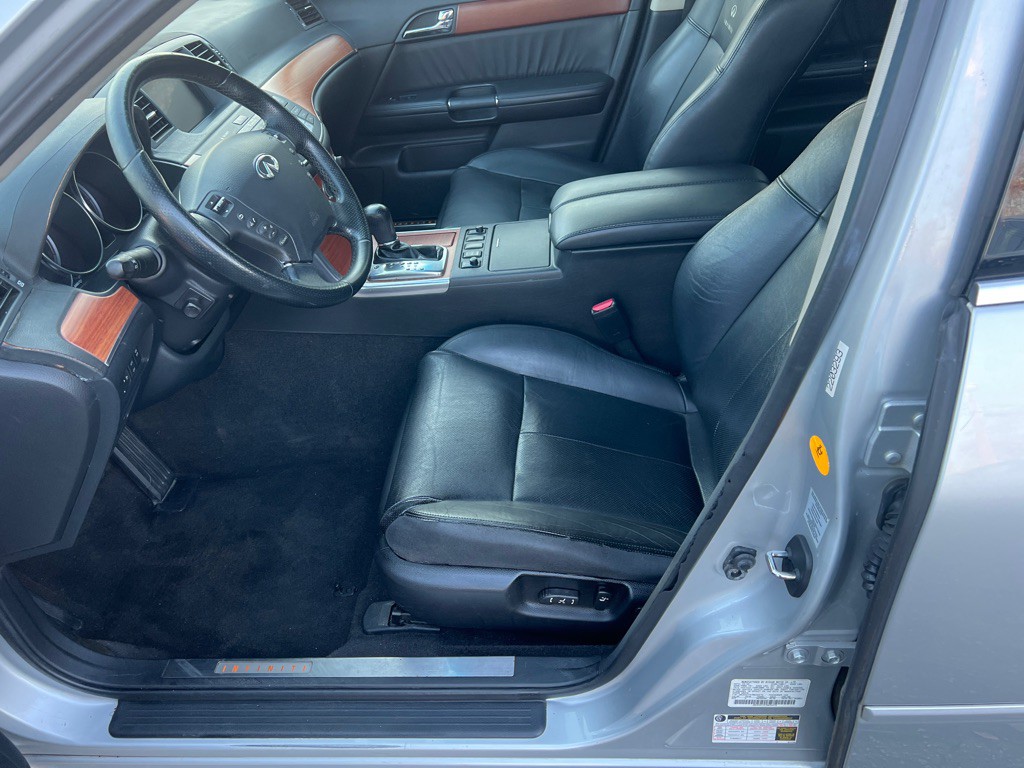 2007 INFINITI M35 Image 10