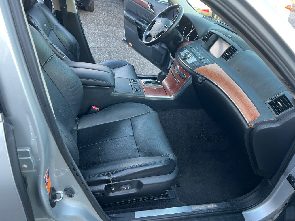 2007 INFINITI M35 Image 16