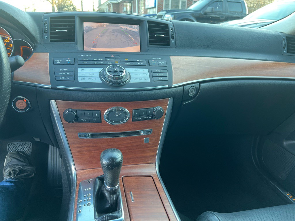 2007 INFINITI M35 Image 25