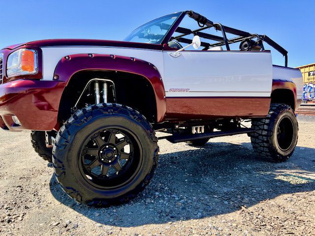 1995 Chevrolet Tahoe Image 3