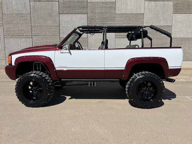 1995 Chevrolet Tahoe Image 17