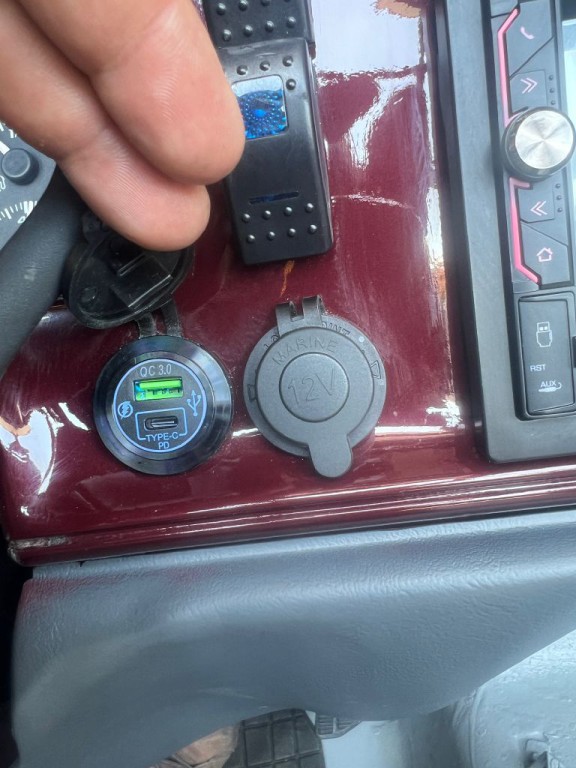 1995 Chevrolet Tahoe Image 36