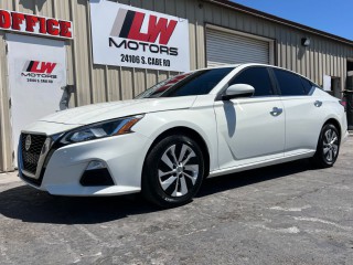 Image for 2020 Nissan Altima S ID: 6727457