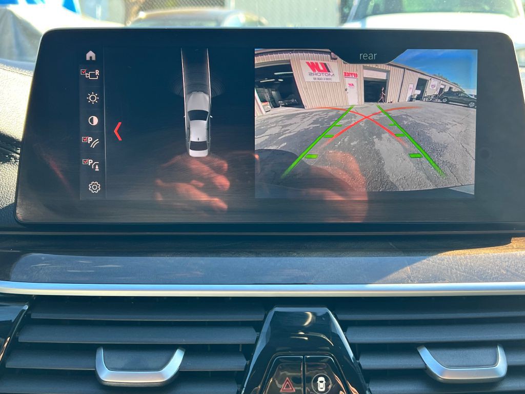 2018 BMW 5 Series Image 15