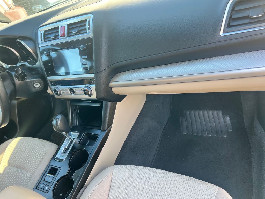 2017 Subaru Outback Image 22