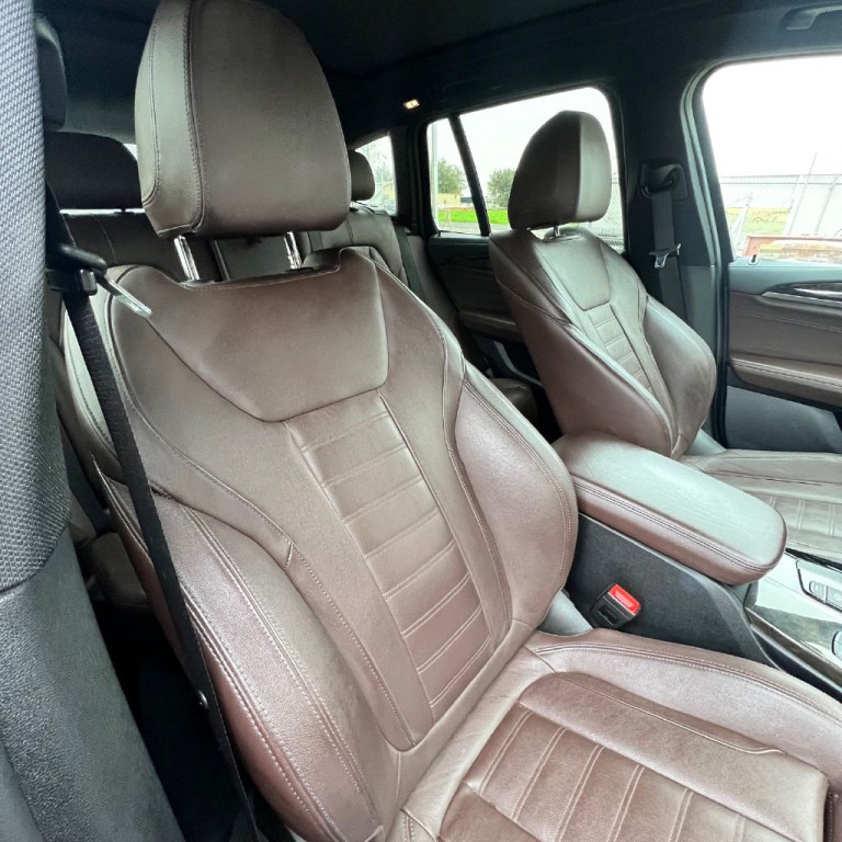 2018 BMW X3 Image 17