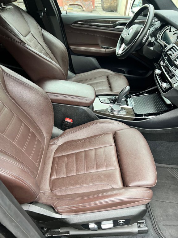 2018 BMW X3 Image 18