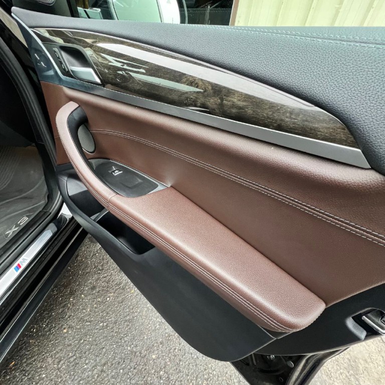 2018 BMW X3 Image 23