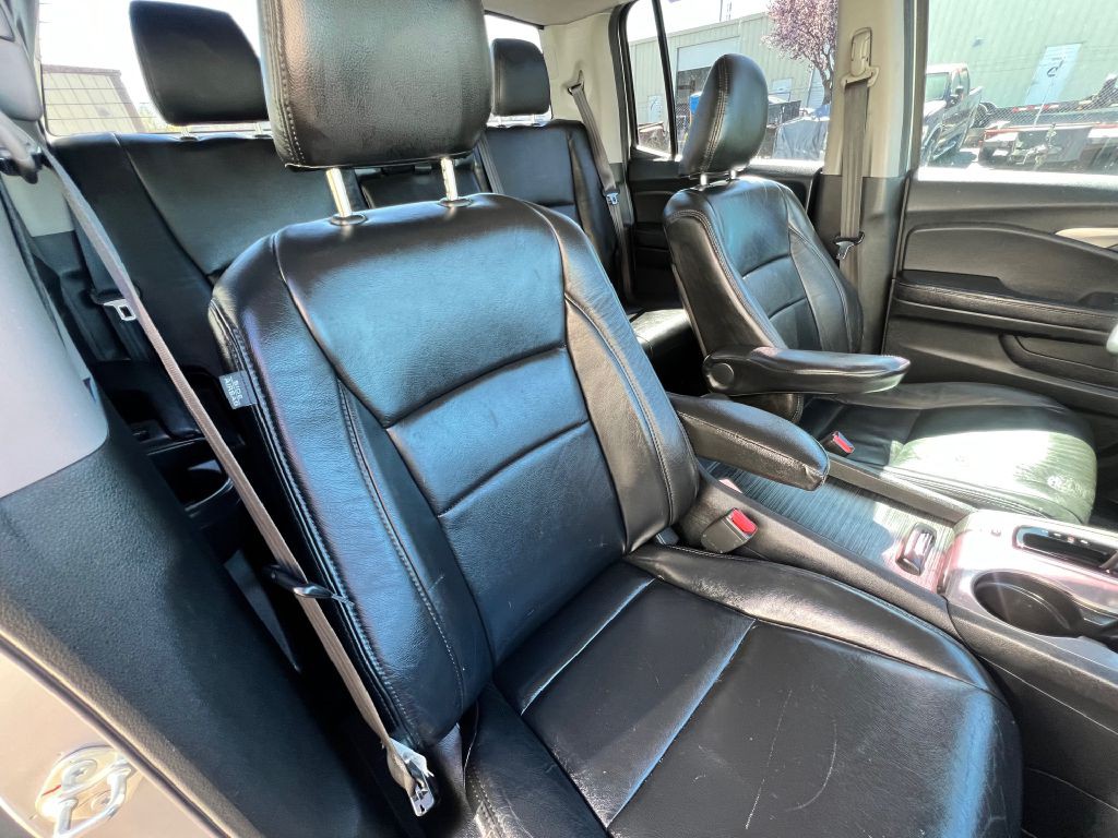 2018 Honda Ridgeline Image 22