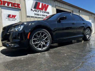 Image for 2019 Chrysler 300 S ID: 7530444