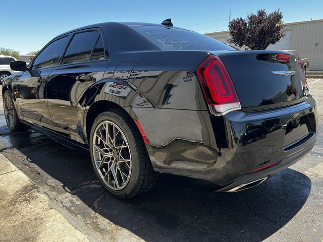 2019 Chrysler 300 Image 12