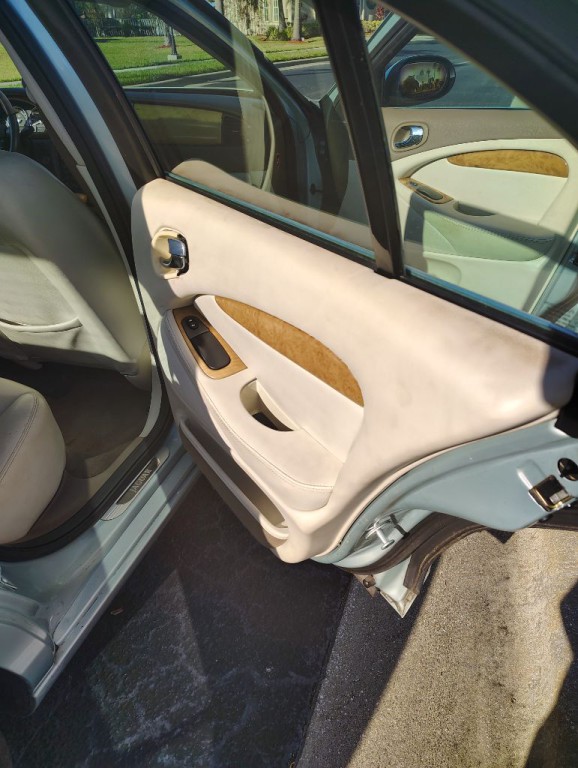 2006 Jaguar S-TYPE Image 40