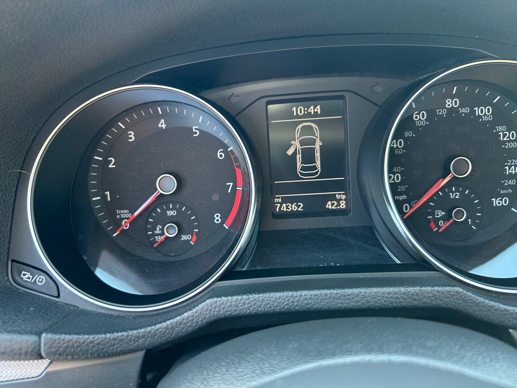2018 Volkswagen Passat Image 9