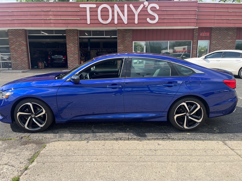 2022 Honda Accord Image 1