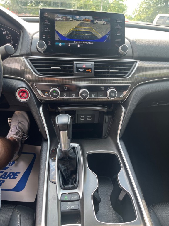 2022 Honda Accord Image 10