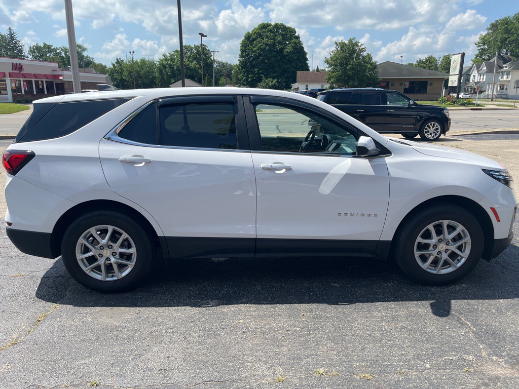 2023 Chevrolet Equinox Image 3