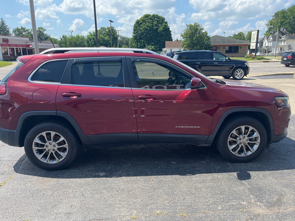 2019 Jeep Cherokee Image 3