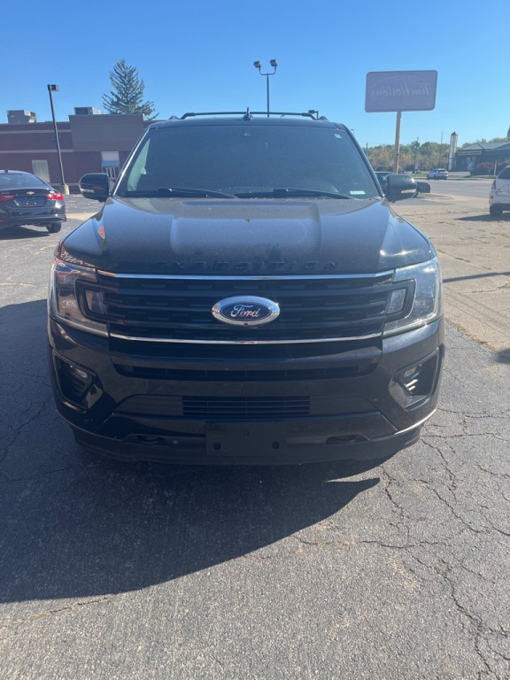 2020 Ford Expedition Image 2