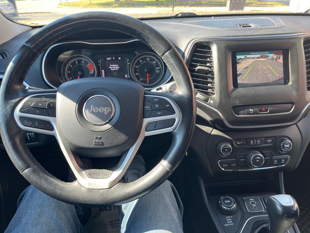 2020 Jeep Cherokee Image 9