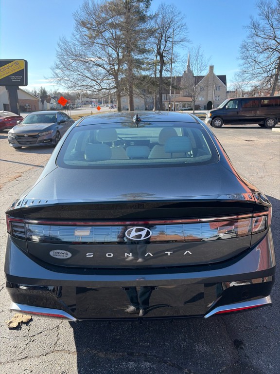 2024 Hyundai Sonata Image 4