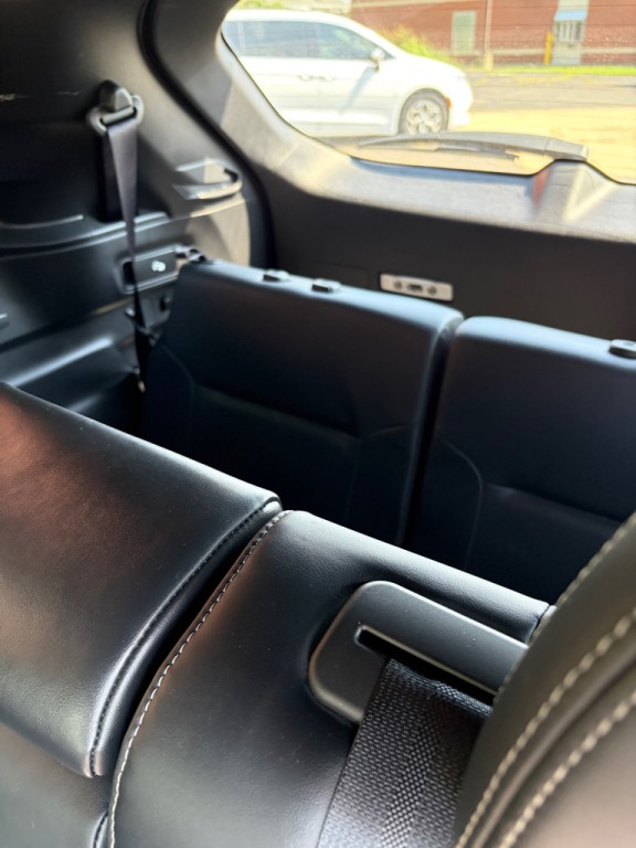 2022 Mitsubishi Outlander Image 7