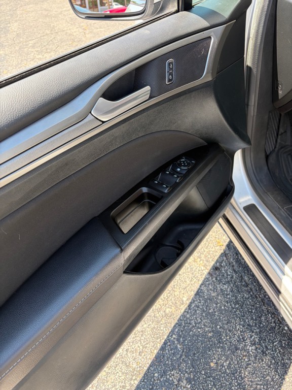 2017 Ford Fusion Image 7