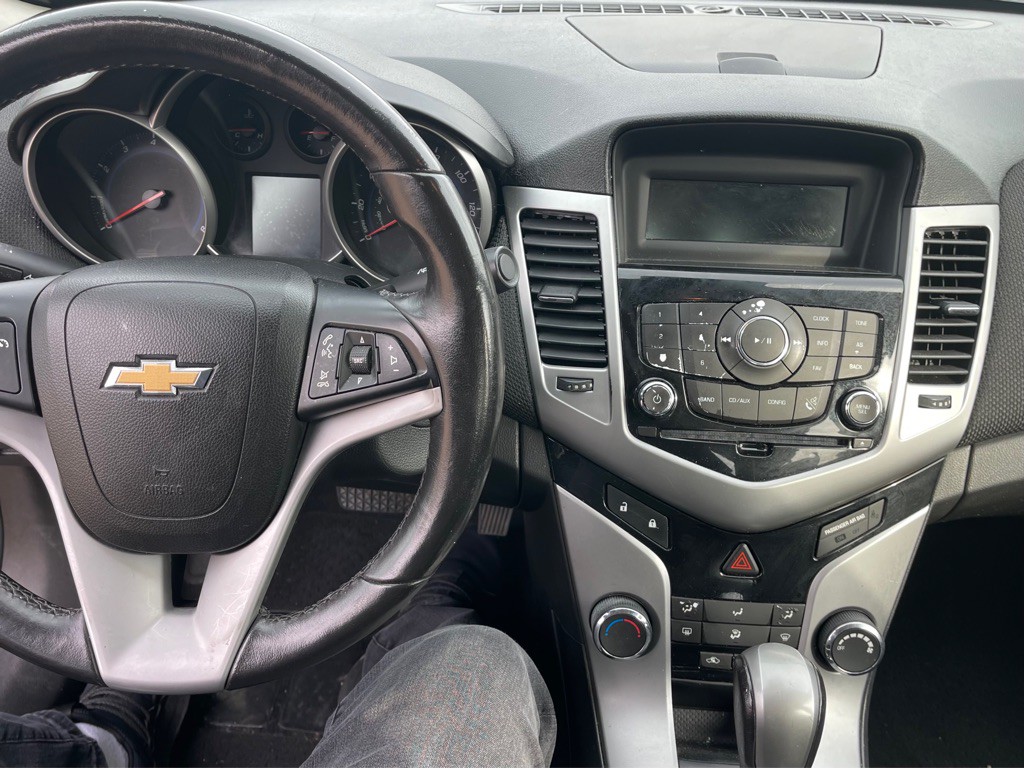 2014 Chevrolet Cruze Image 10