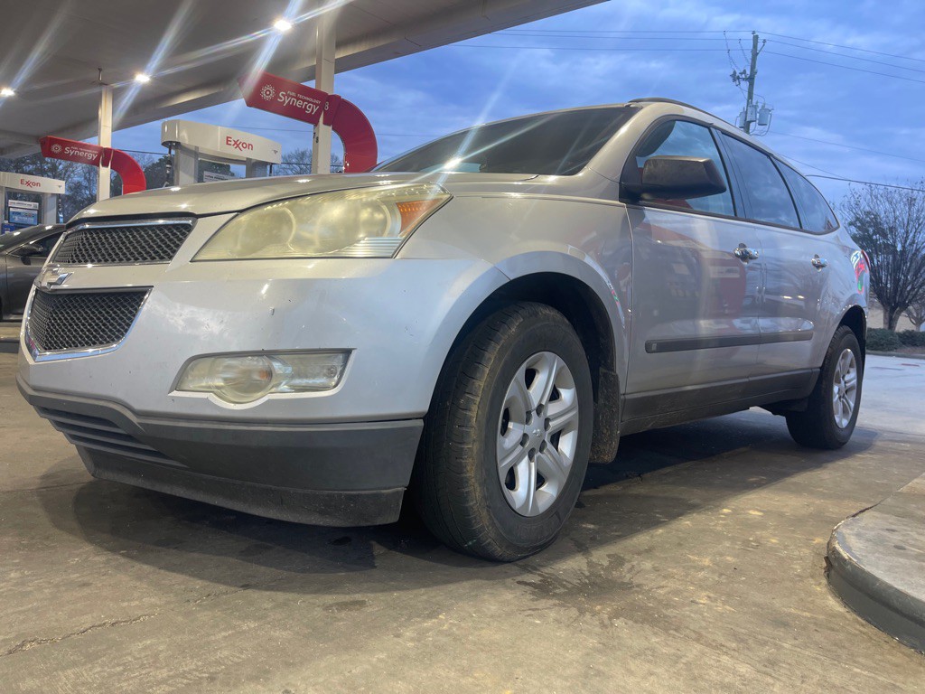2009 Chevrolet Traverse Image 3