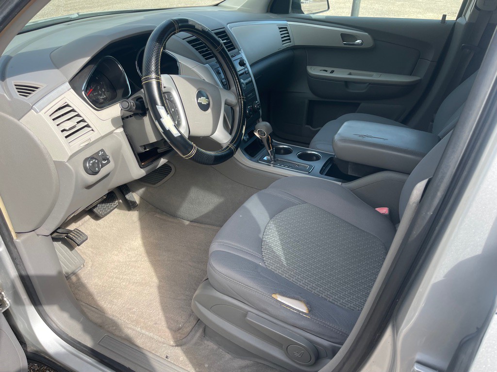 2009 Chevrolet Traverse Image 4